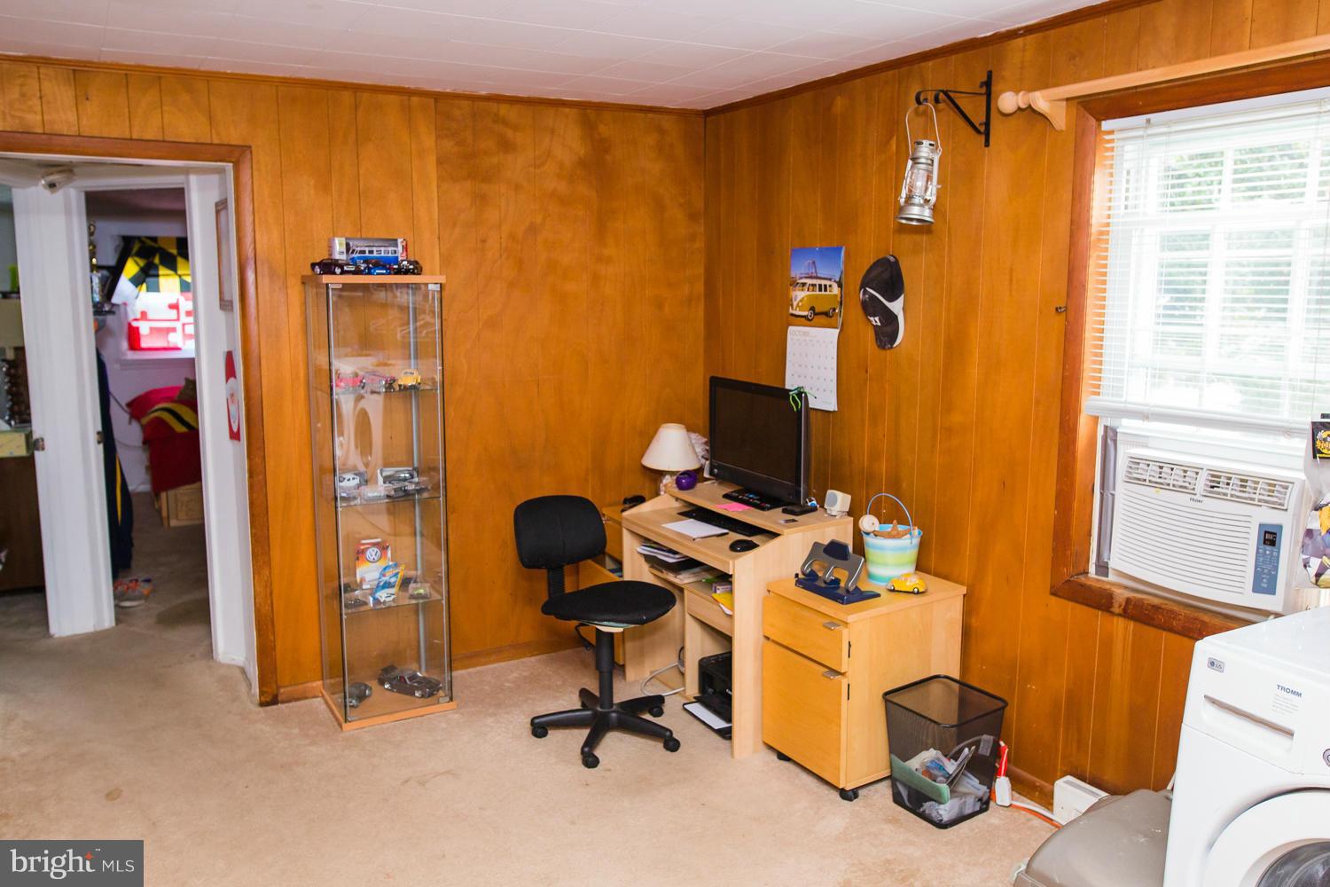 1413 Wilson Point Road Baltimore, MD 21220 - Photo 21 of 28 Interior (General) 8