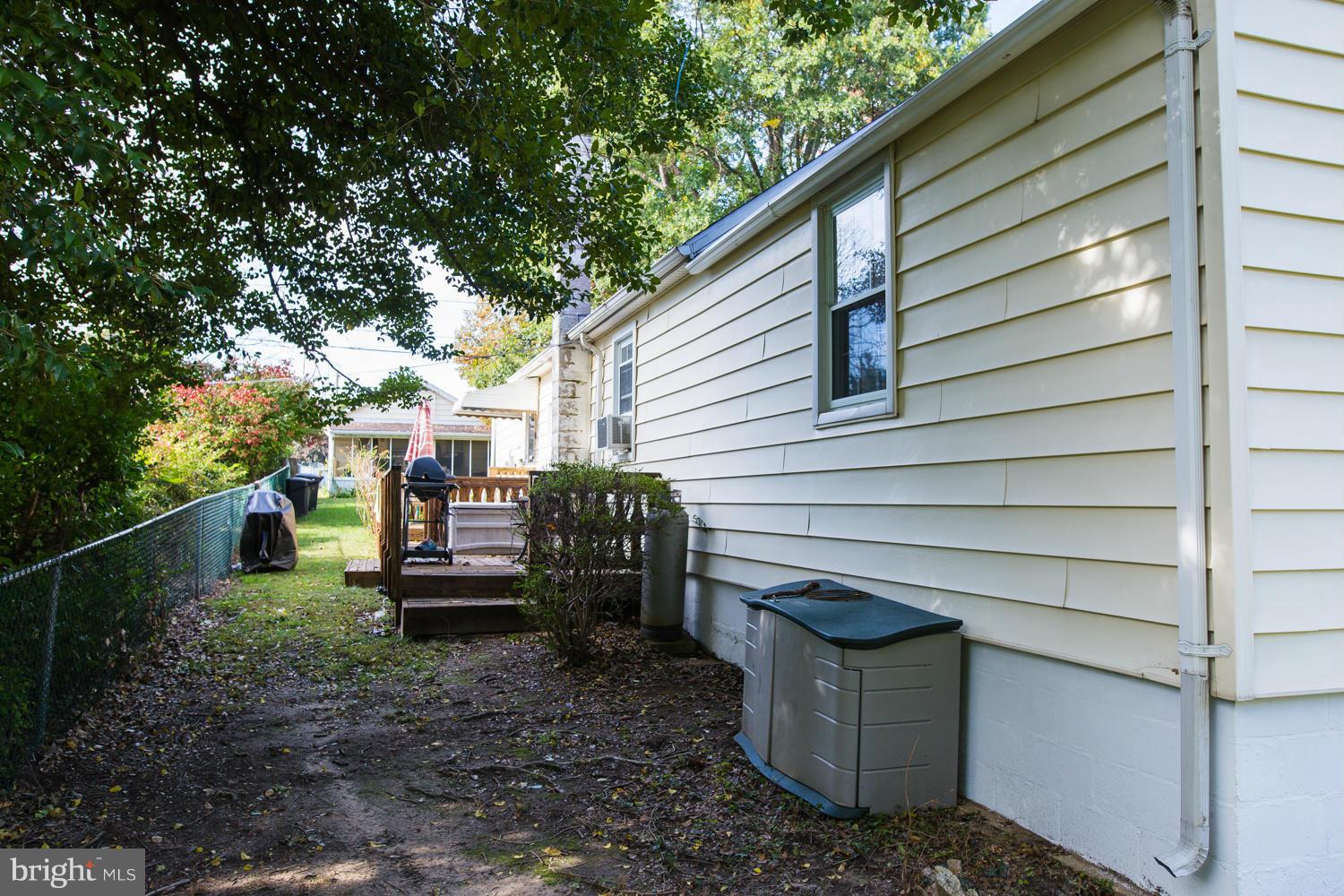 1413 Wilson Point Road Baltimore, MD 21220 - Photo 28 of 28 Exterior (General) 5