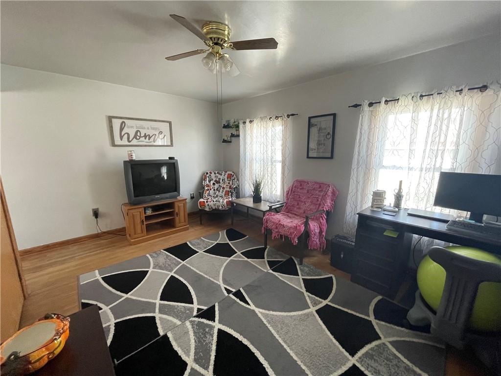 209 9th Street Monaca, PA 15061 - Photo 10 of 15 Gallery Image 10