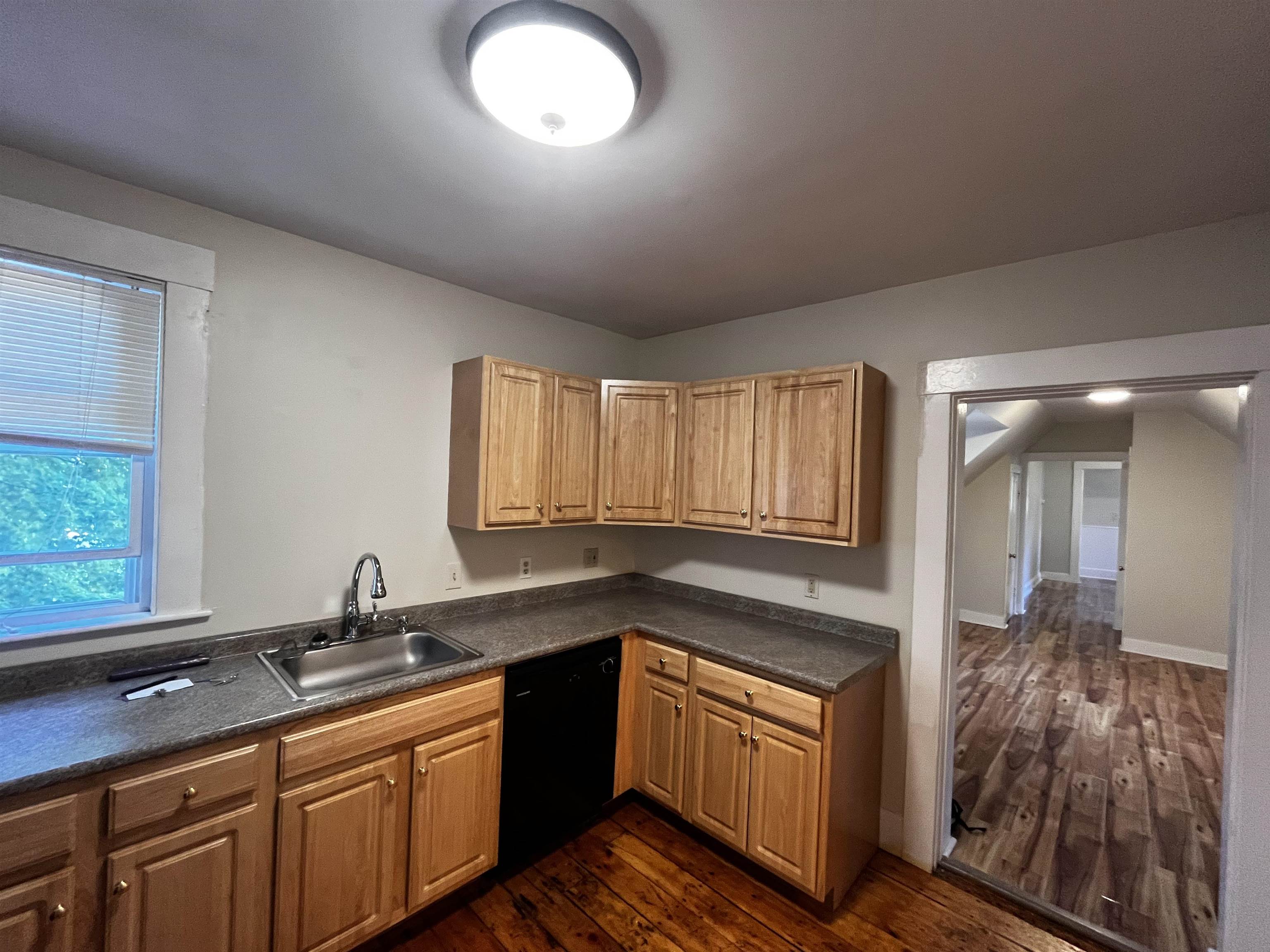 35 Concord Street, Unit 2 Concord, NH 03301 - Photo 2 of 15