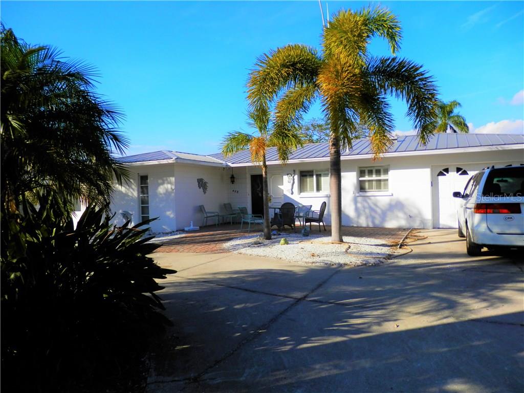 428 Shore Road Venice, FL 34285 - Photo 1 of 1 Just Steps to the Gulf of Mexico