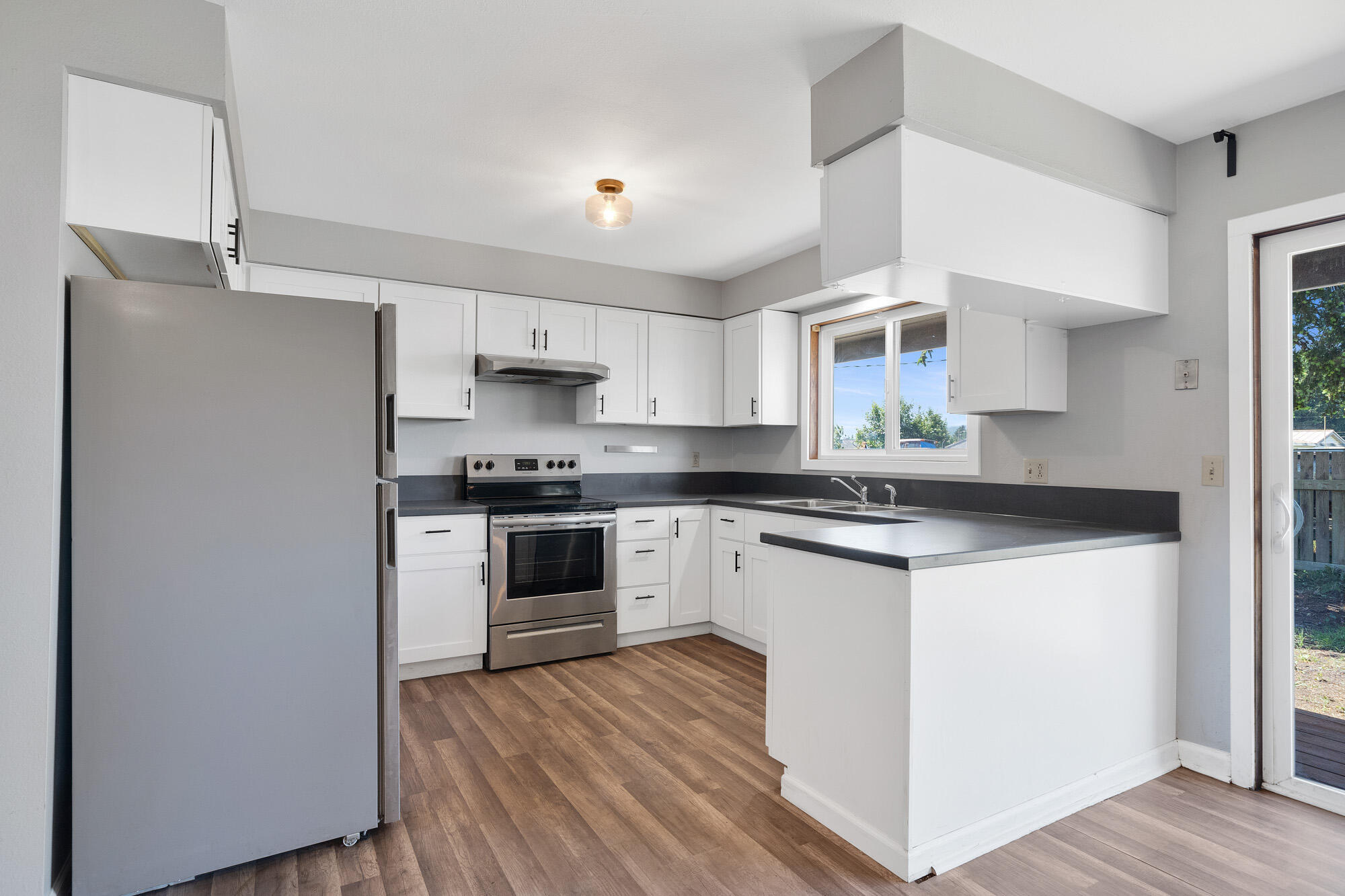 7320 Kominoth Road Tillamook, OR 97141 - Photo 11 of 24 DSC08497