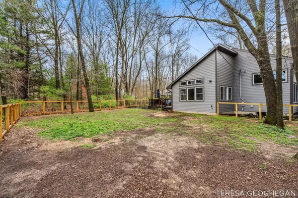 $800,000 | 3283 Lorrimar Lane, Saugatuck, MI 49453