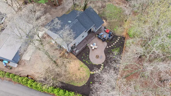 $800,000 | 3283 Lorrimar Lane, Saugatuck, MI 49453