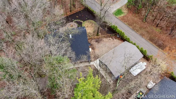 $800,000 | 3283 Lorrimar Lane, Saugatuck, MI 49453