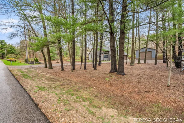 $800,000 | 3283 Lorrimar Lane, Saugatuck, MI 49453