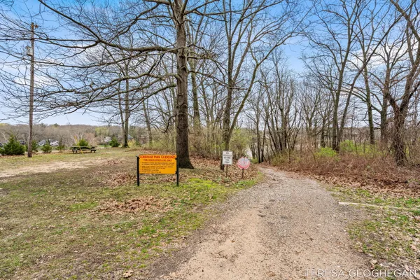 $800,000 | 3283 Lorrimar Lane, Saugatuck, MI 49453