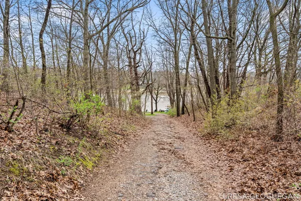 $800,000 | 3283 Lorrimar Lane, Saugatuck, MI 49453