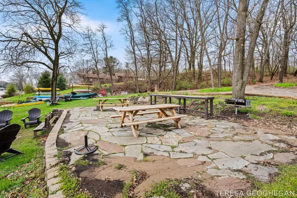 $800,000 | 3283 Lorrimar Lane, Saugatuck, MI 49453