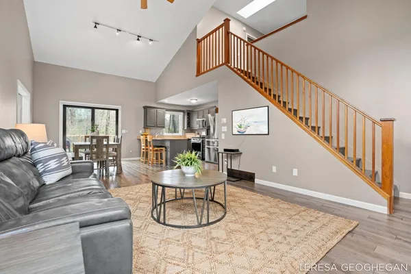 $800,000 | 3283 Lorrimar Lane, Saugatuck, MI 49453