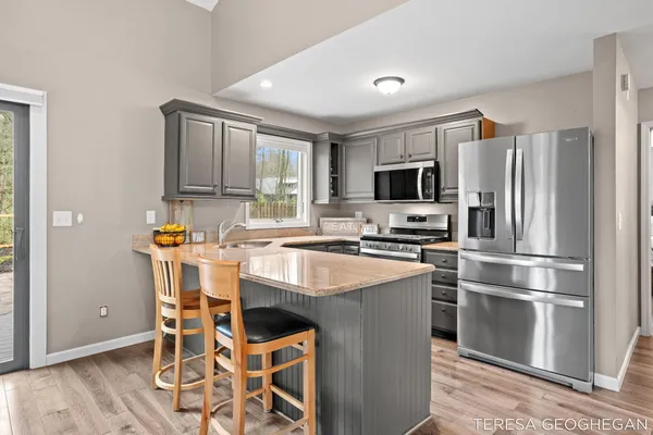 $800,000 | 3283 Lorrimar Lane, Saugatuck, MI 49453