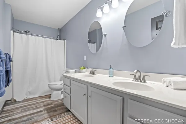 $800,000 | 3283 Lorrimar Lane, Saugatuck, MI 49453