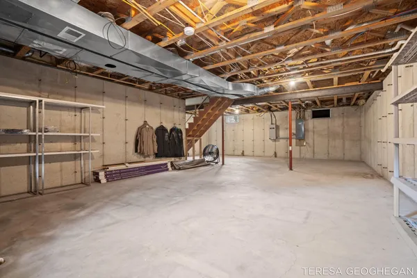 $800,000 | 3283 Lorrimar Lane, Saugatuck, MI 49453