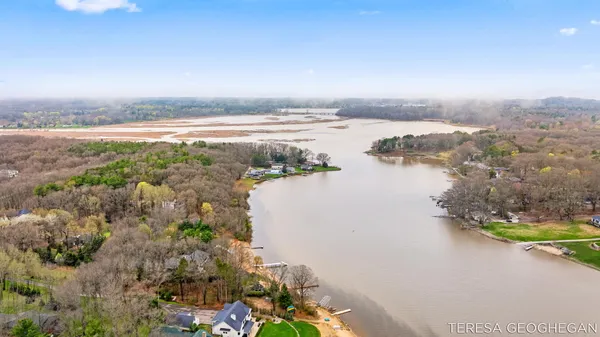 $800,000 | 3283 Lorrimar Lane, Saugatuck, MI 49453