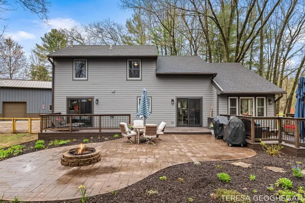 $800,000 | 3283 Lorrimar Lane, Saugatuck, MI 49453