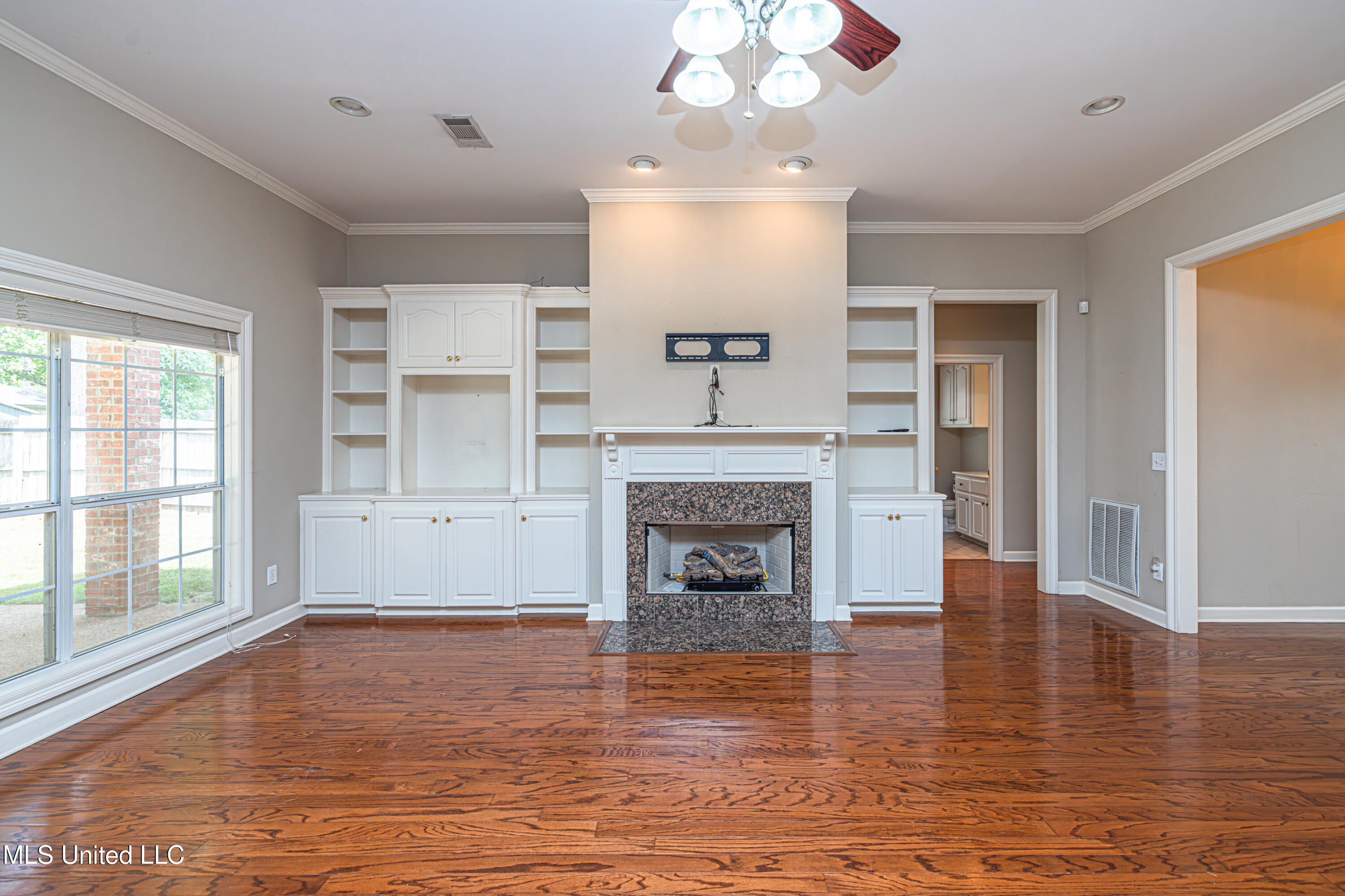 5984 Libby Lane Jackson, MS 39211 - Photo 5 of 35 1R4A2729