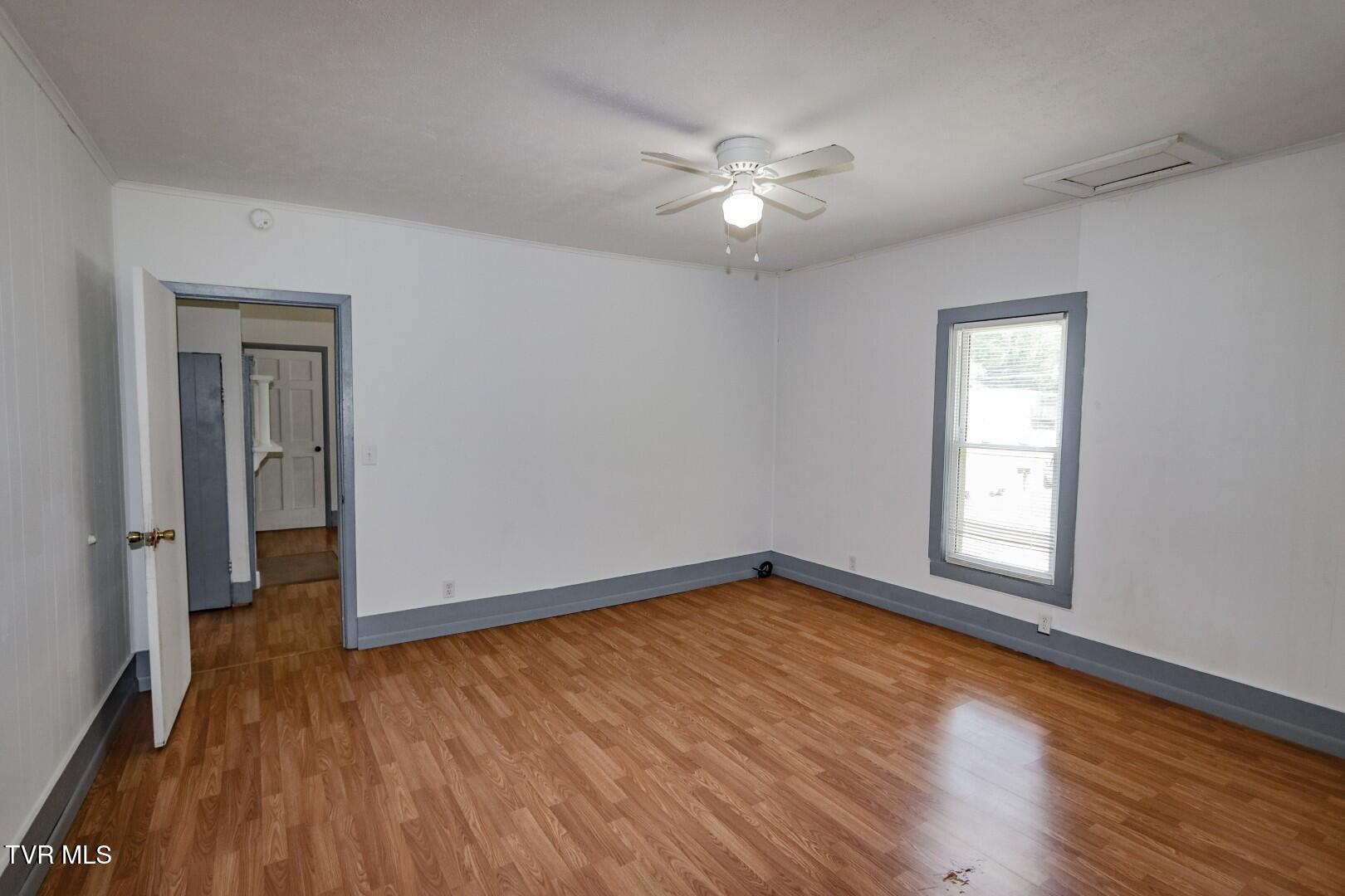 421 Duncan Street Newport, TN 37821 - Photo 19 of 56 15