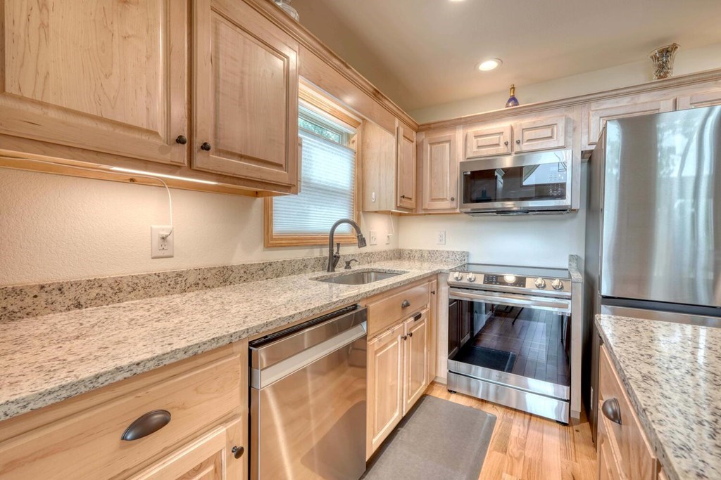 604 Point Overlook Trail Murphy, NC 28906 - Photo 11 of 58