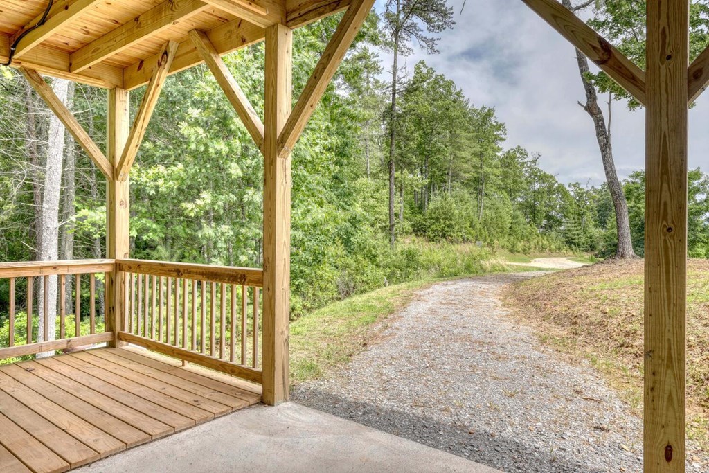 604 Point Overlook Trail Murphy, NC 28906 - Photo 32 of 58