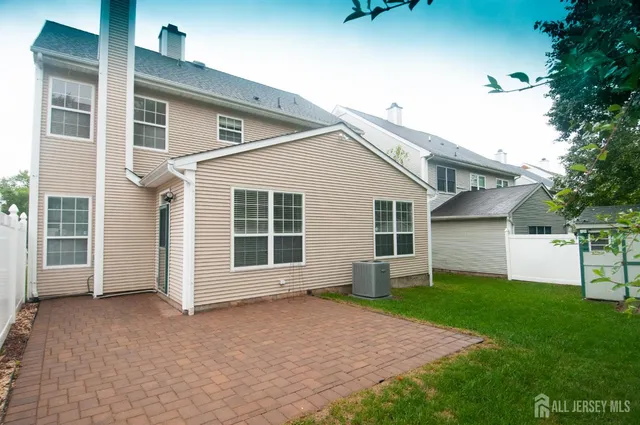 $3,600 | 38 Stanford Drive, Kendall Park, NJ 08824