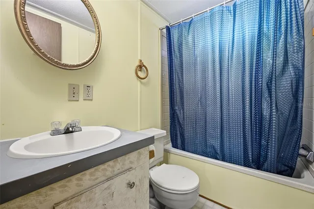 a view of a outdoor space