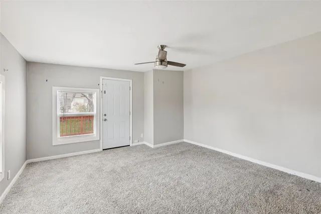 $2,100 | 410 Ayres Street, Hutchins, TX 75141