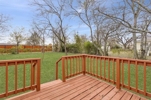 $2,100 | 410 Ayres Street, Hutchins, TX 75141