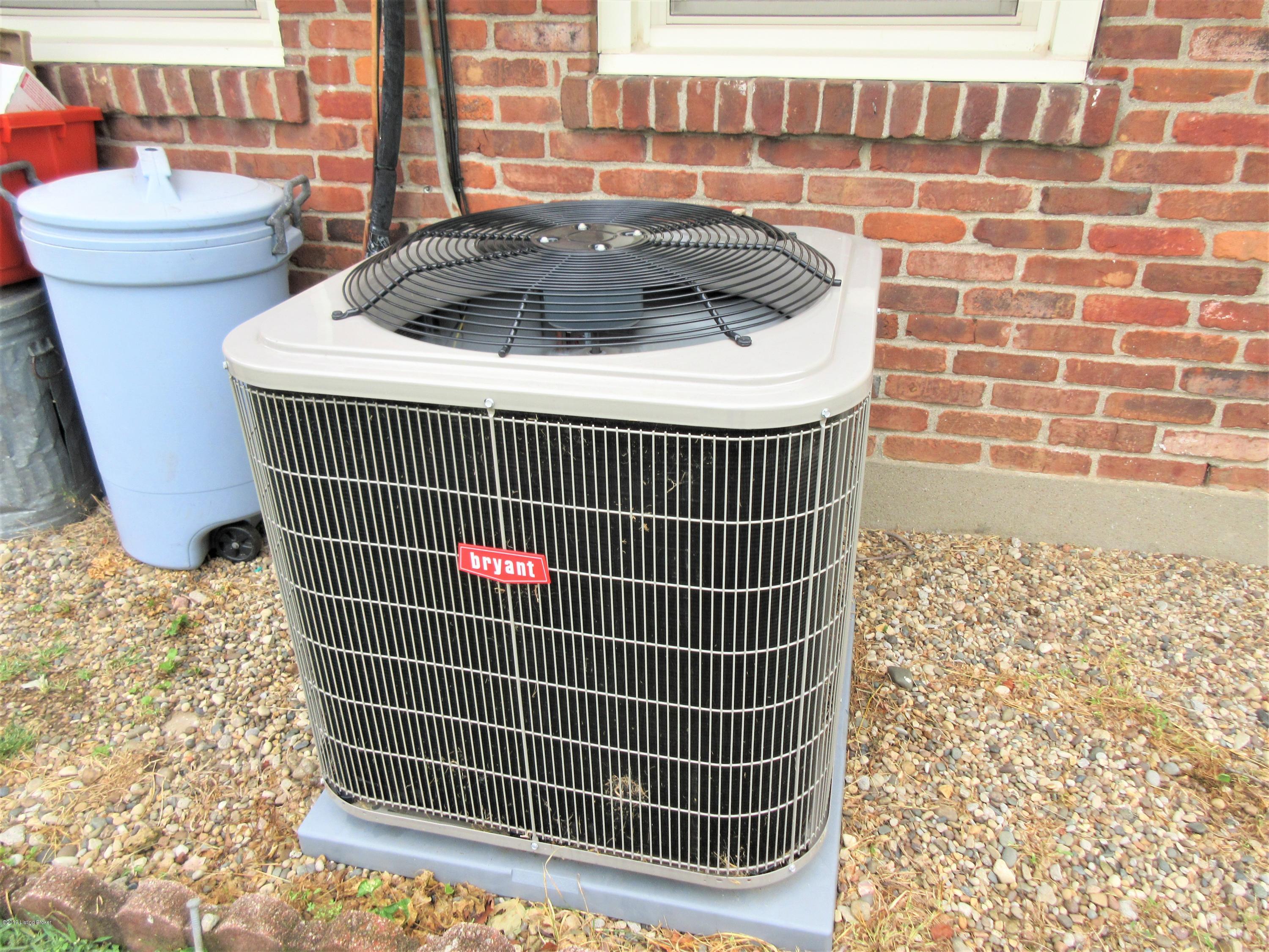 3826 Jupiter Road Louisville, KY 40218 - Photo 15 of 30 new air conditionern