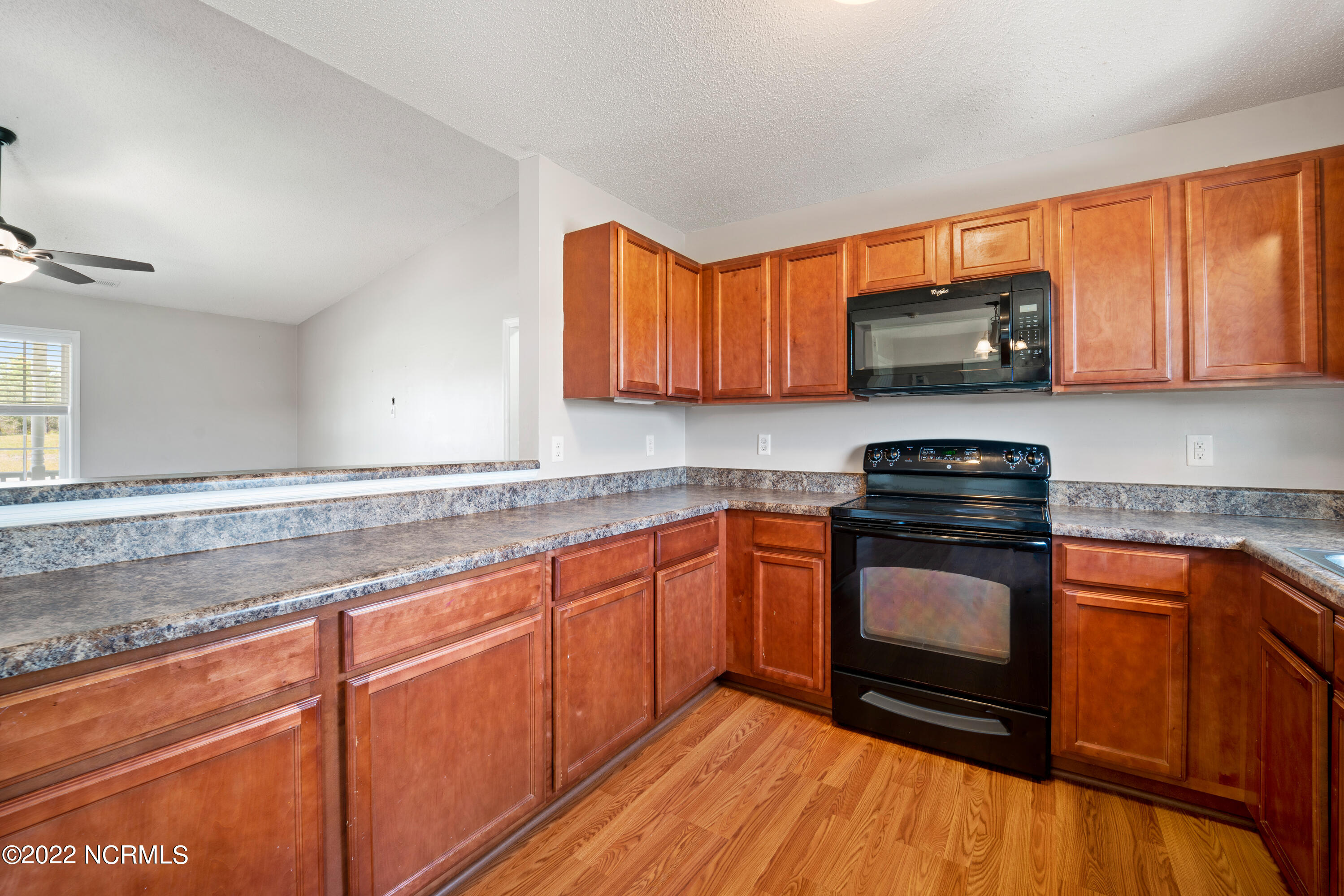 236 Loren Road Hubert, NC 28539 - Photo 16 of 37 236 Loren (27)