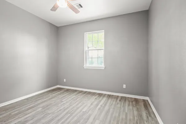 $300,000 | 535 Corydon Drive, Houston, TX 77336