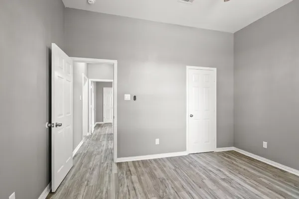 $300,000 | 535 Corydon Drive, Houston, TX 77336