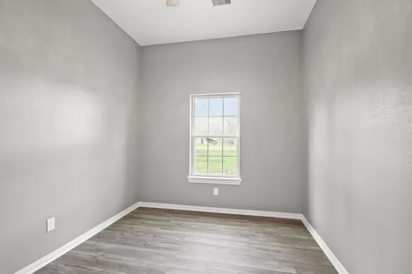 $300,000 | 535 Corydon Drive, Houston, TX 77336