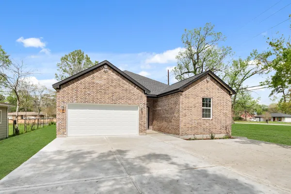 $300,000 | 535 Corydon Drive, Houston, TX 77336