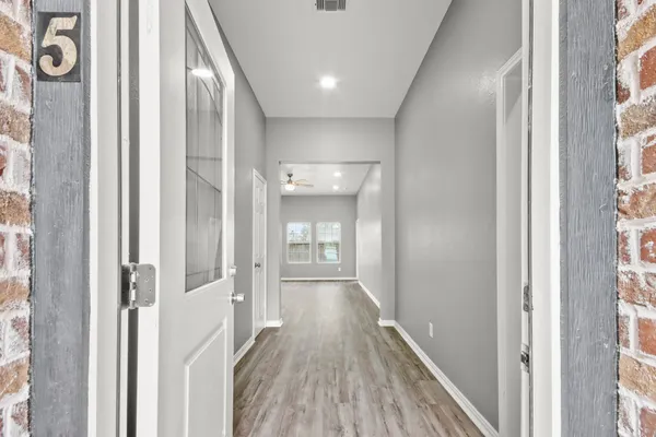 $300,000 | 535 Corydon Drive, Houston, TX 77336