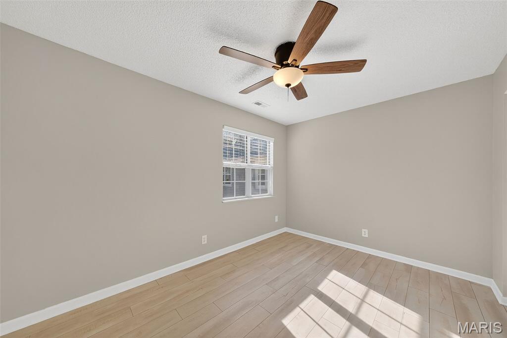 9011 North Swan Circle Brentwood, MO 63144 - Photo 12 of 18