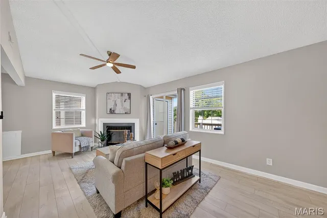 $175,000 | 9011 North Swan Circle, Brentwood, MO 63144