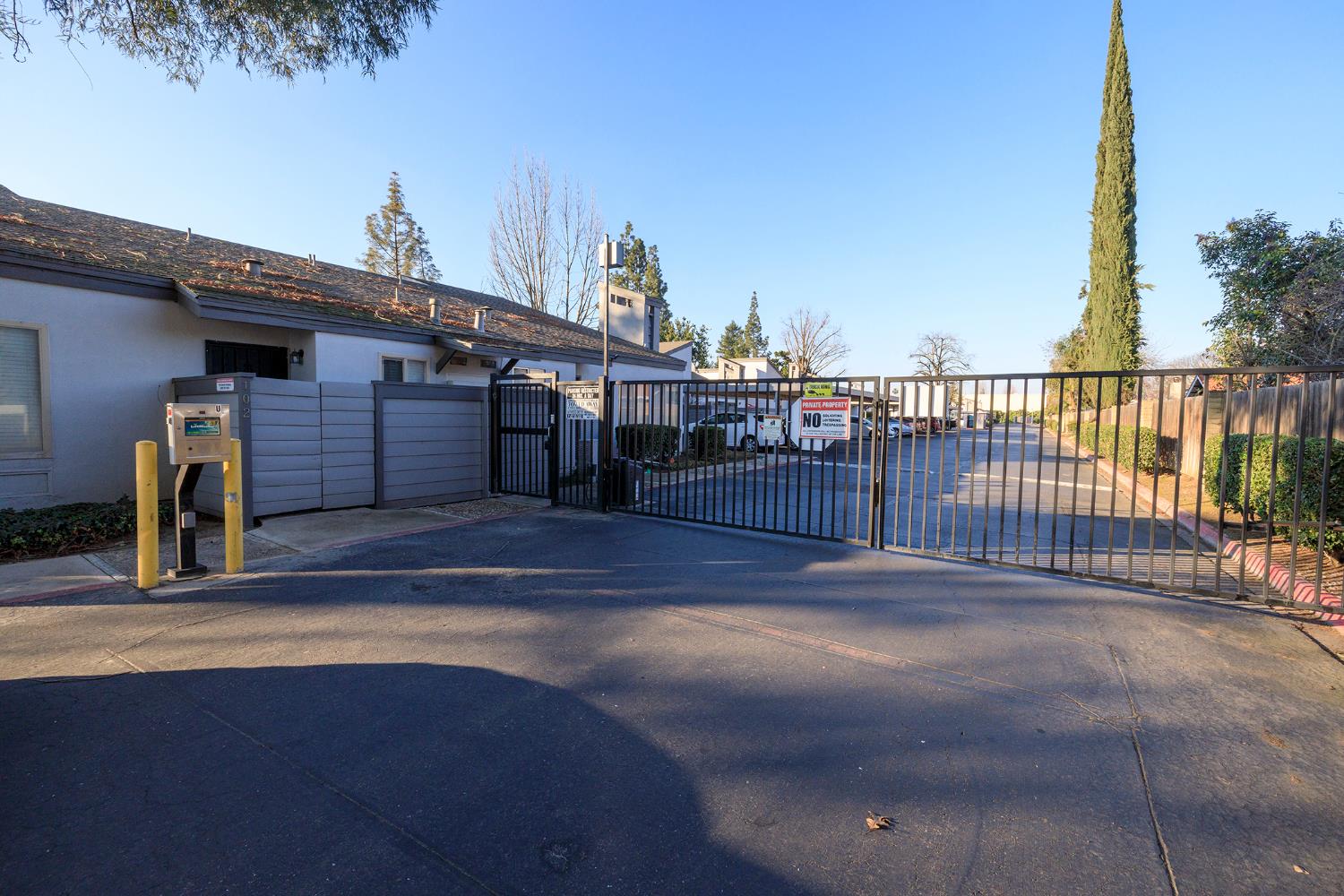 1313 Floyd Avenue, Unit 122 Modesto, CA 95355 - Photo 31 of 35 a view of a terrace