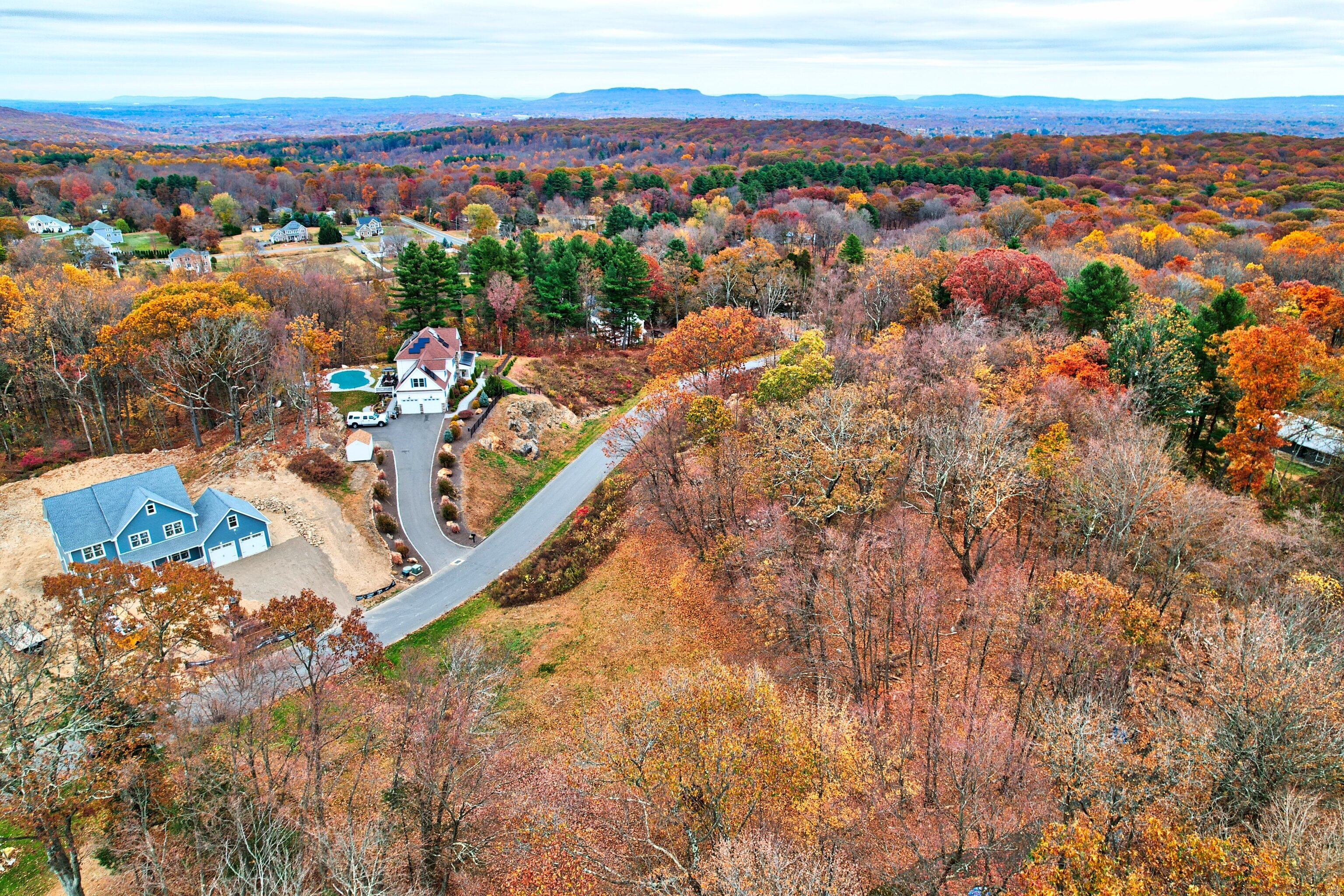 7 Ridgewood Club Road Prospect, CT 06712 - Photo 4 of 5 a view of a city