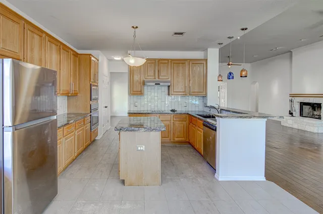 $799,000 | 11817 Watercrest Court, Austin, TX 78738