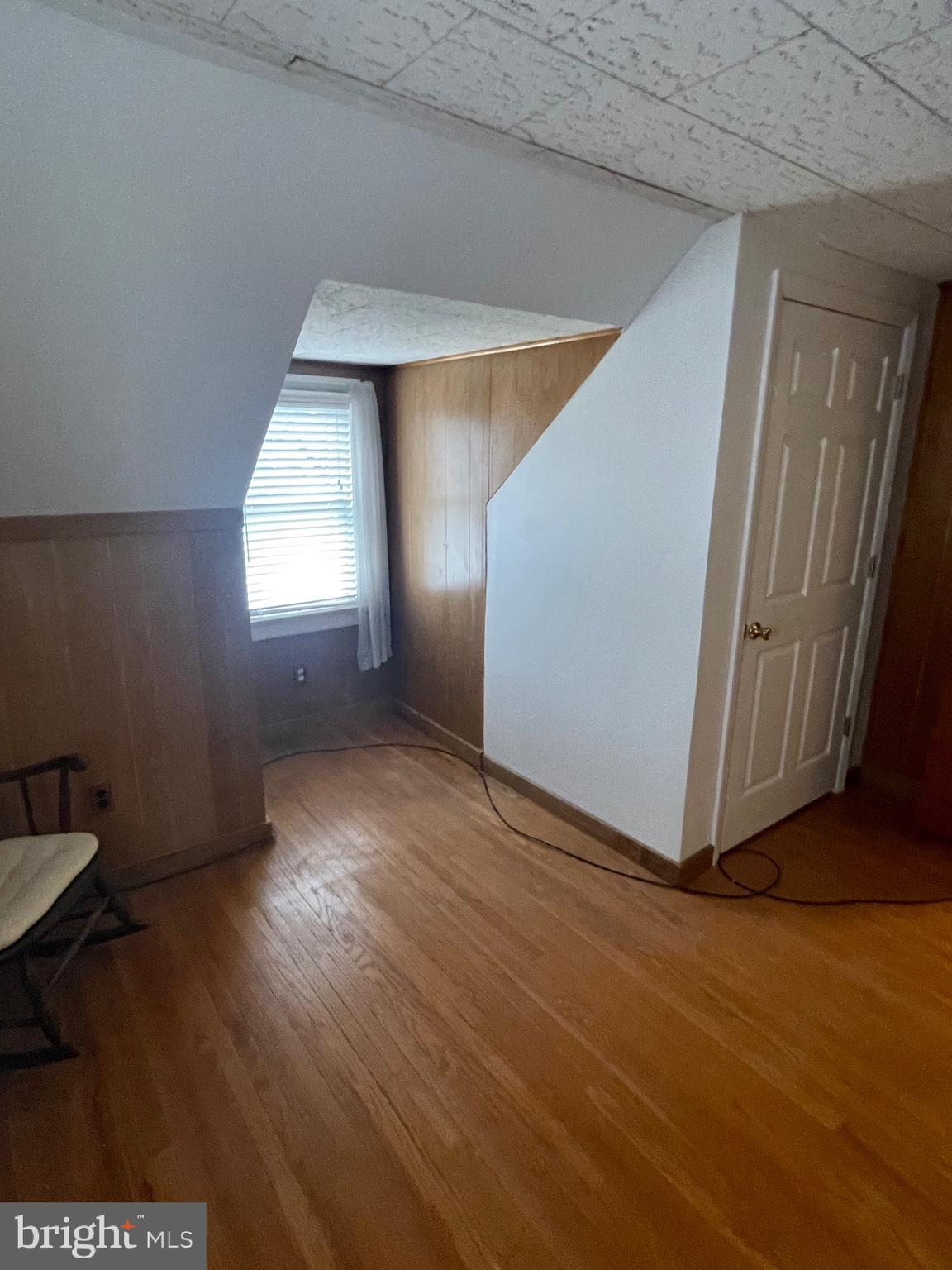 423 Sutherland Road Ewing, NJ 08618 - Photo 22 of 24 Gallery Image 22