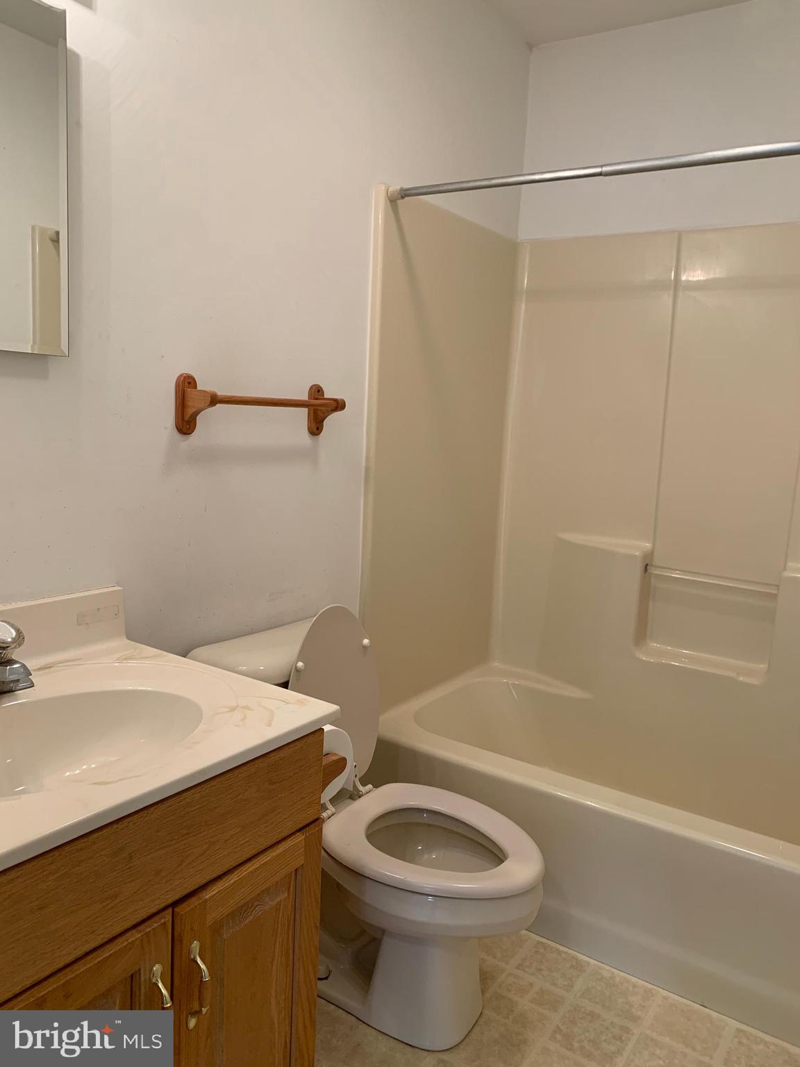 321 Beasley Neck Road Salem, NJ 08079 - Photo 44 of 79 full bathroom