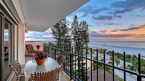 $1,195,000 | 101 Benjamin Franklin Drive, Unit 73, Sarasota, FL 34236