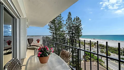 $1,195,000 | 101 Benjamin Franklin Drive, Unit 73, Sarasota, FL 34236