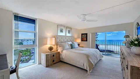 $1,195,000 | 101 Benjamin Franklin Drive, Unit 73, Sarasota, FL 34236