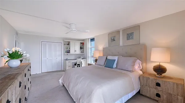 $1,195,000 | 101 Benjamin Franklin Drive, Unit 73, Sarasota, FL 34236