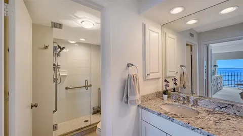 $1,195,000 | 101 Benjamin Franklin Drive, Unit 73, Sarasota, FL 34236