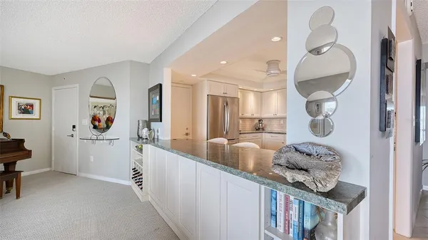 $1,195,000 | 101 Benjamin Franklin Drive, Unit 73, Sarasota, FL 34236