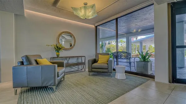 $1,195,000 | 101 Benjamin Franklin Drive, Unit 73, Sarasota, FL 34236