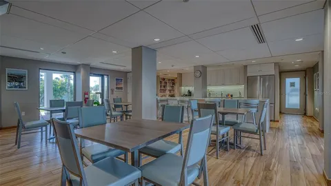 $1,195,000 | 101 Benjamin Franklin Drive, Unit 73, Sarasota, FL 34236