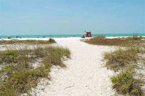 $1,195,000 | 101 Benjamin Franklin Drive, Unit 73, Sarasota, FL 34236